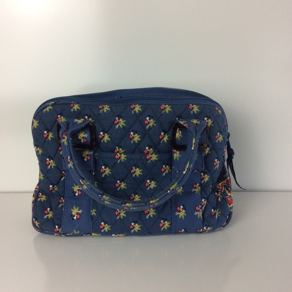 VERA BRADLEY CUTE SMALL HANDBAG.